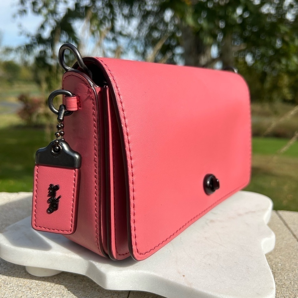 Coach 1941 Dinky Crossbody 20215 Dahlia Pink Rose Calfskin Leather EUC - Picture 4 of 17